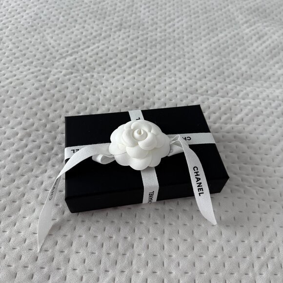 CHANEL AUTHENTIC FLAP CARDHOLDER WITH RECEIPT - Picture 10 of 10